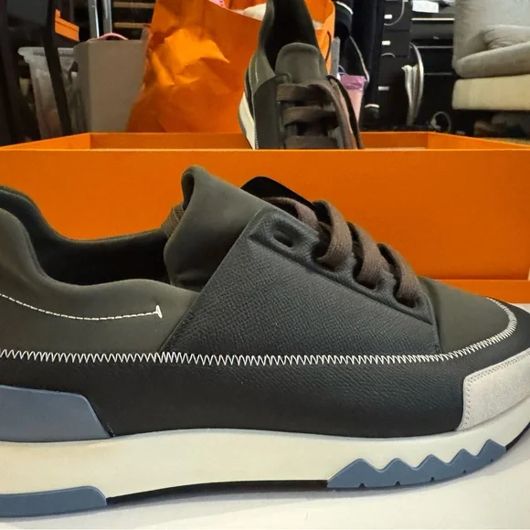 Men's Black and Brown Sneakers - Picture 3 of 6